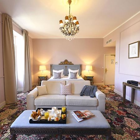 Grand Hotel Henri - Teritoria Л'Іль-сюр-ла-Сорг Екстер'єр фото